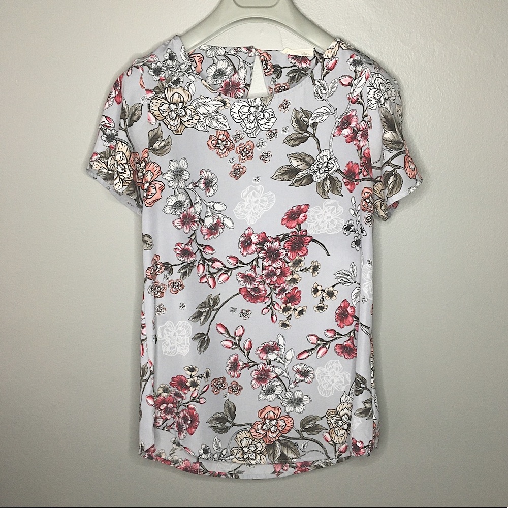 Jella C. Floral Print Short-Sleeve Blouse Top